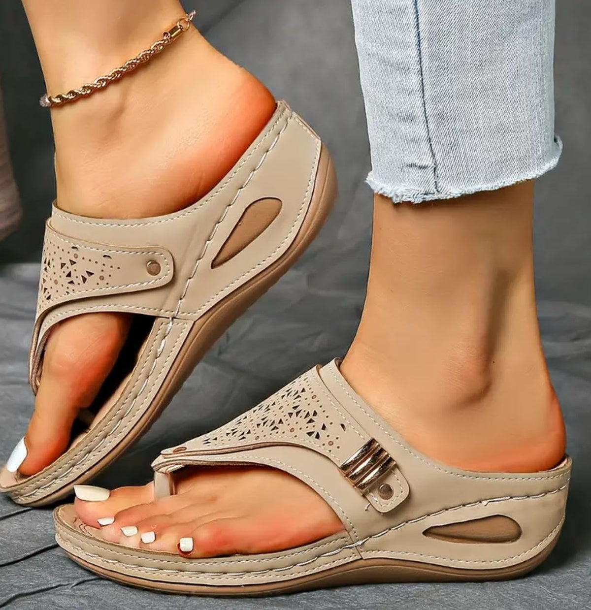 Women's Buckle Thong Wedge Sandals - view 43